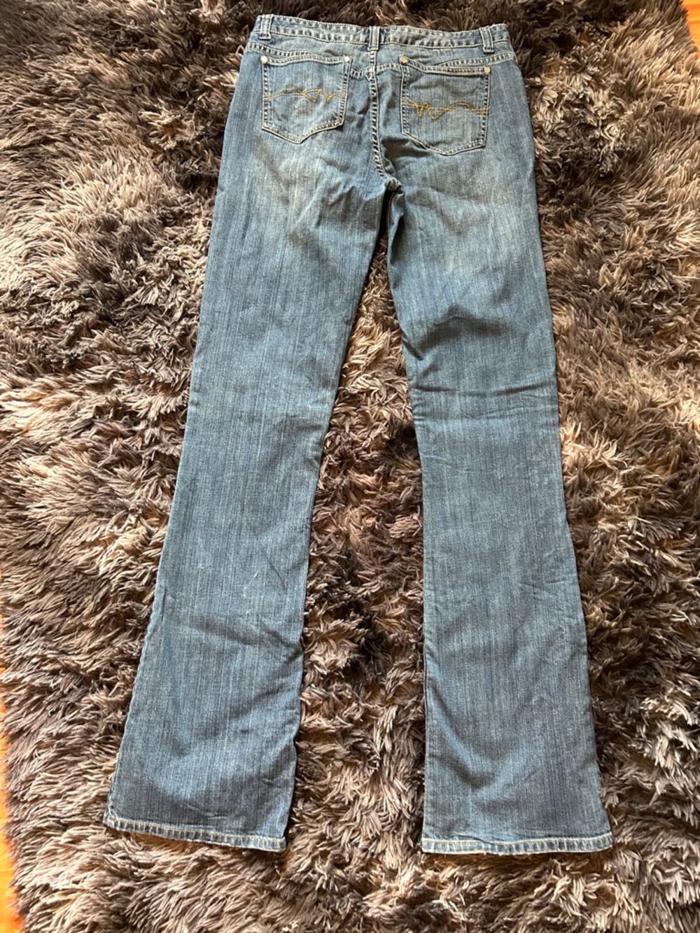 Long Elegant Legs Medium Blue Flare Jeans - Picture 3 of 3